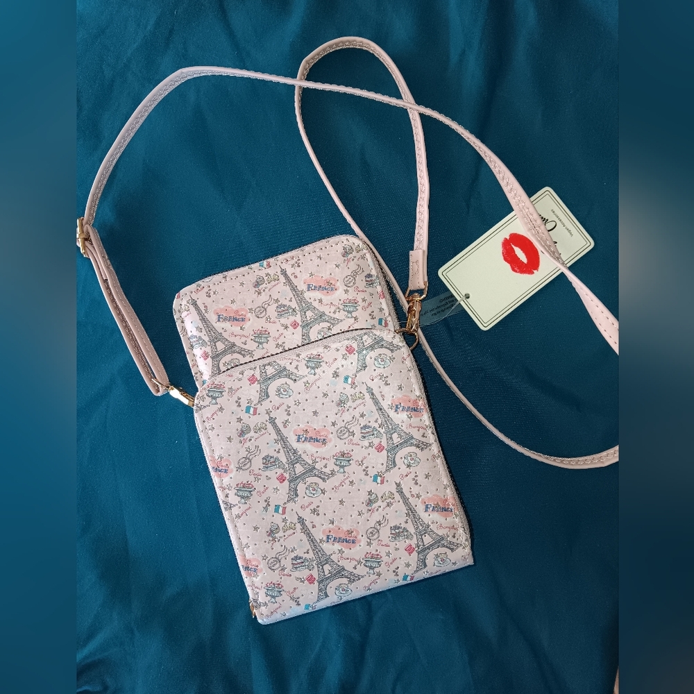 NWT Blush Crush Parisian Travel Wallet/crossbody Pink